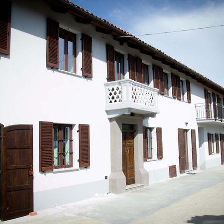 Agriturismo Monbertola Govone Εξωτερικό φωτογραφία