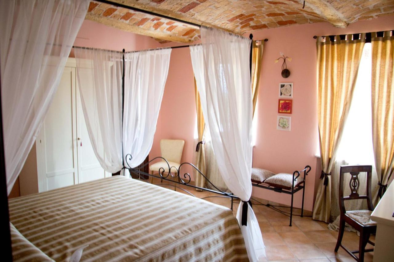 Agriturismo Monbertola Govone Εξωτερικό φωτογραφία